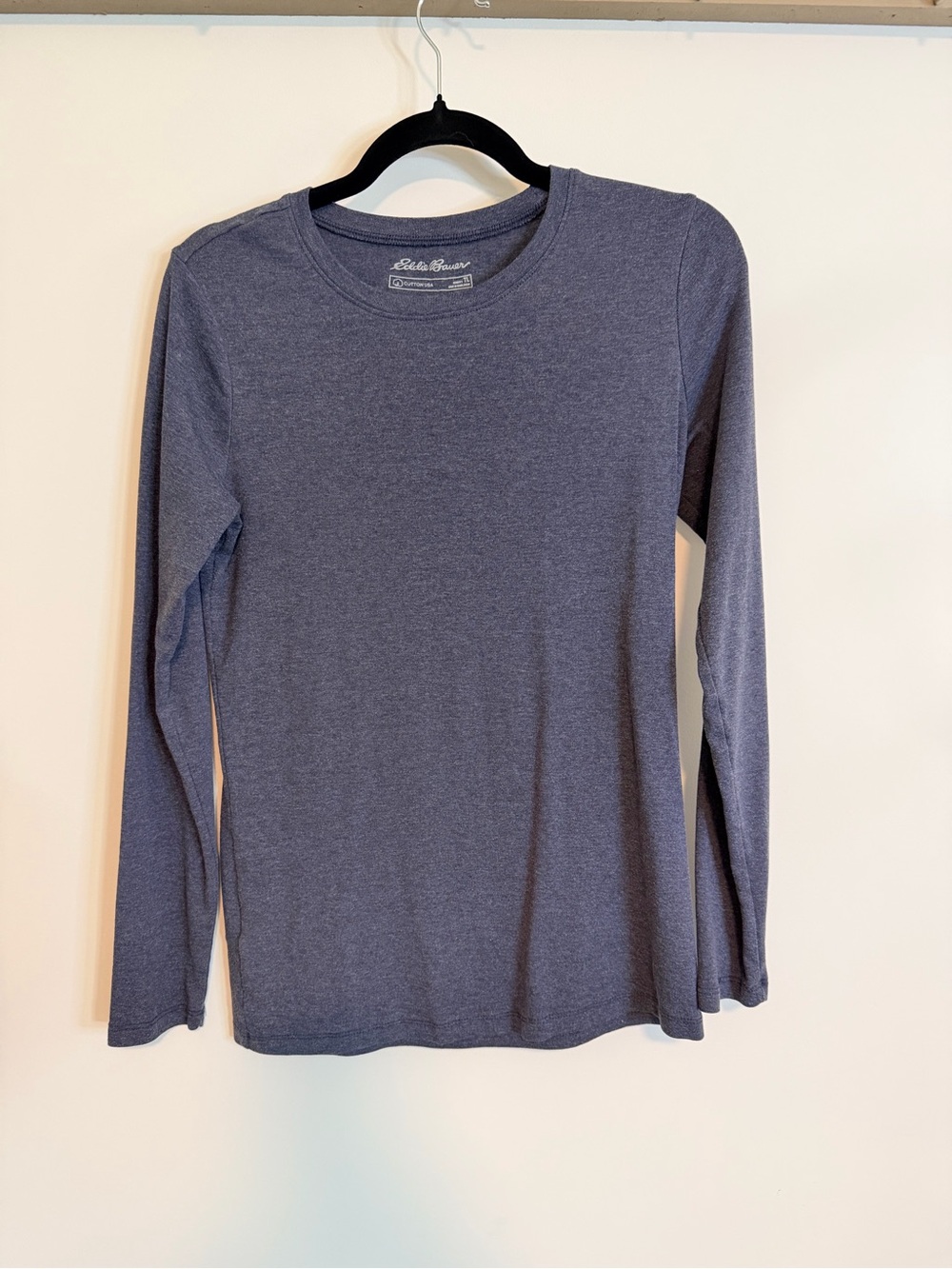 Eddie Bauer Long Sleeve Crewneck Tee in Heather Navy